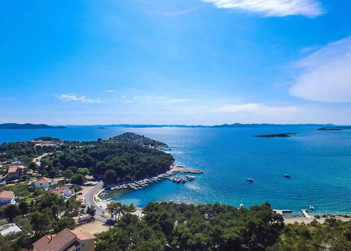 Hébergement de vacances In With Sea Views, Balcony, Air Conditioning,wifi 592-1