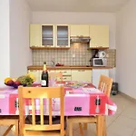 펜션 In With Sea Views, Balcony, Air Conditioning,wifi 592-1 드라게