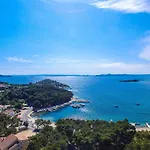 펜션 In With Sea Views, Balcony, Air Conditioning,wifi 592-1