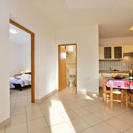 In With Sea Views, Balcony, Air Conditioning,wifi 592-1 بيت للعطل دراغ
