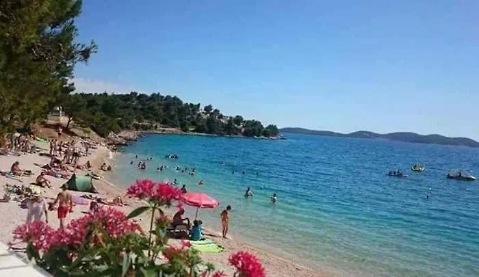 In With Sea Views, Balcony, Air Conditioning,wifi 592-1 Semesterbostad *